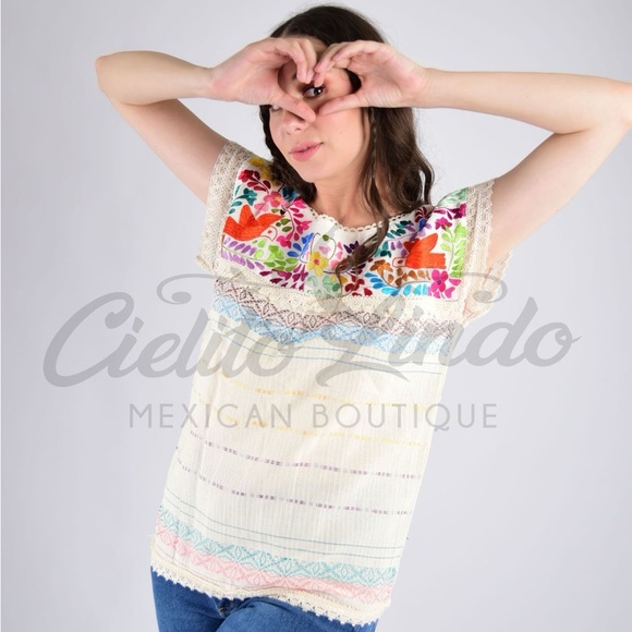 Oaxaca Paloma Cream | Multicolor Top - Picture 2 of 4